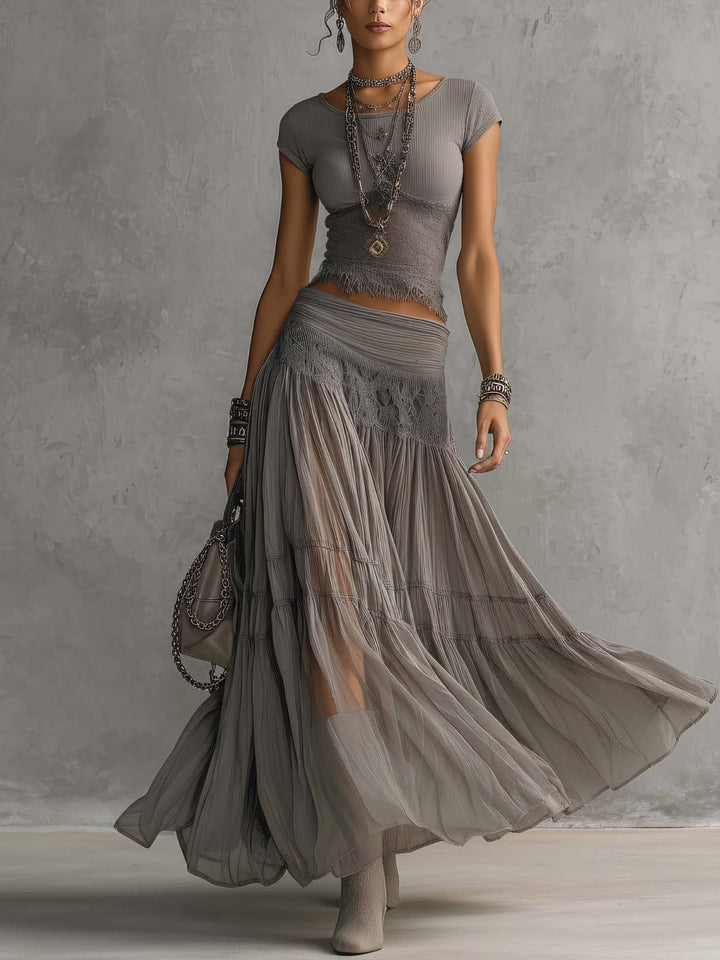 Elena | Set Top con Pannelli in Pizzo e Gonna Maxi Plissettata