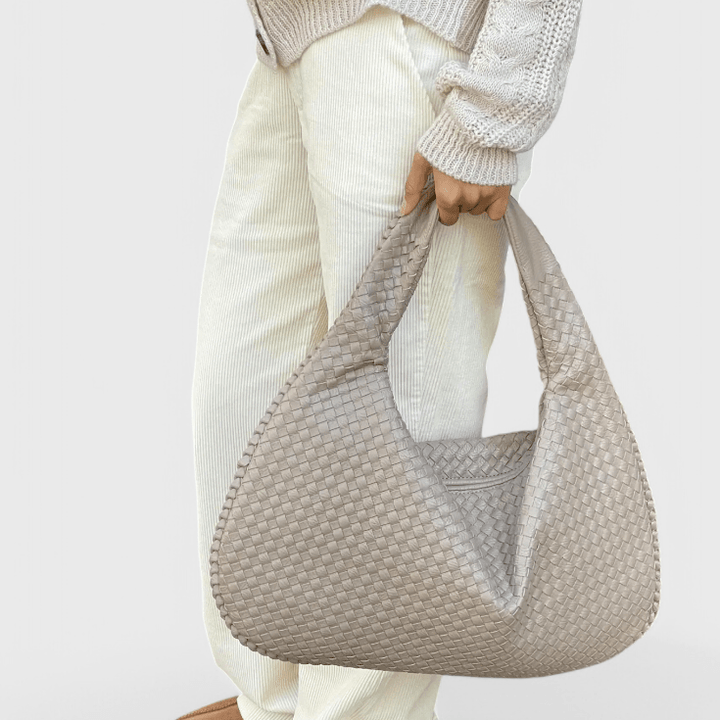 Tilly Borsa