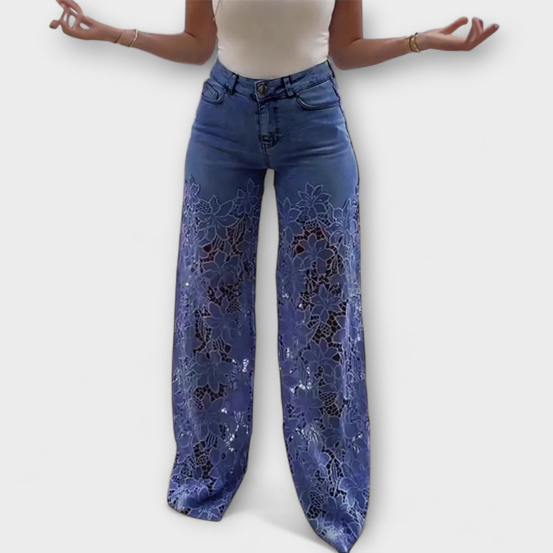 Jeans alla moda in patchwork di pizzo